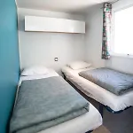 مكان تخييم Du Sevron Saint-Etienne-du-Bois (Ain)